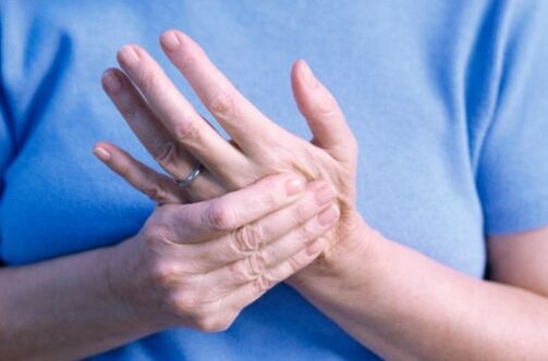 Đau các khớp bàn tay và ngón tay - dấu hiệu của nhiều bệnh khác nhau