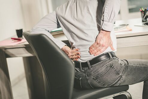 đau lưng ở nam giới